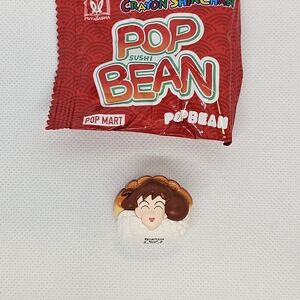 Crayon Shin-chan Pop Bean Toy